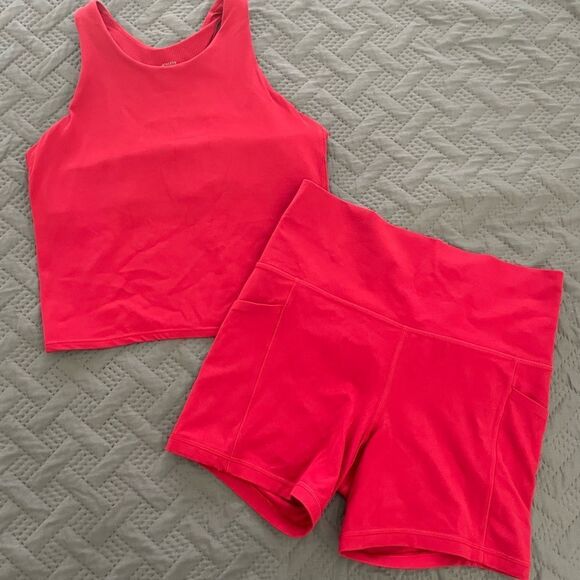 Red Athleta Matching Workout Set - Picture 1 of 13